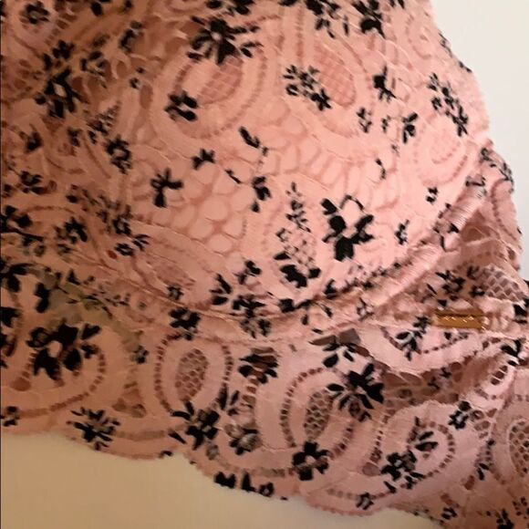 🌸PINK VS high Neck Bralette🌸 - Picture 3 of 4